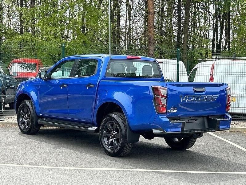 Ny Isuzu D-Max 2026 Blå Pickup
