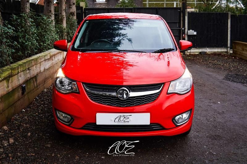 Used Vauxhall Viva 75 HP (55 kW) 2015 Red Hatchback