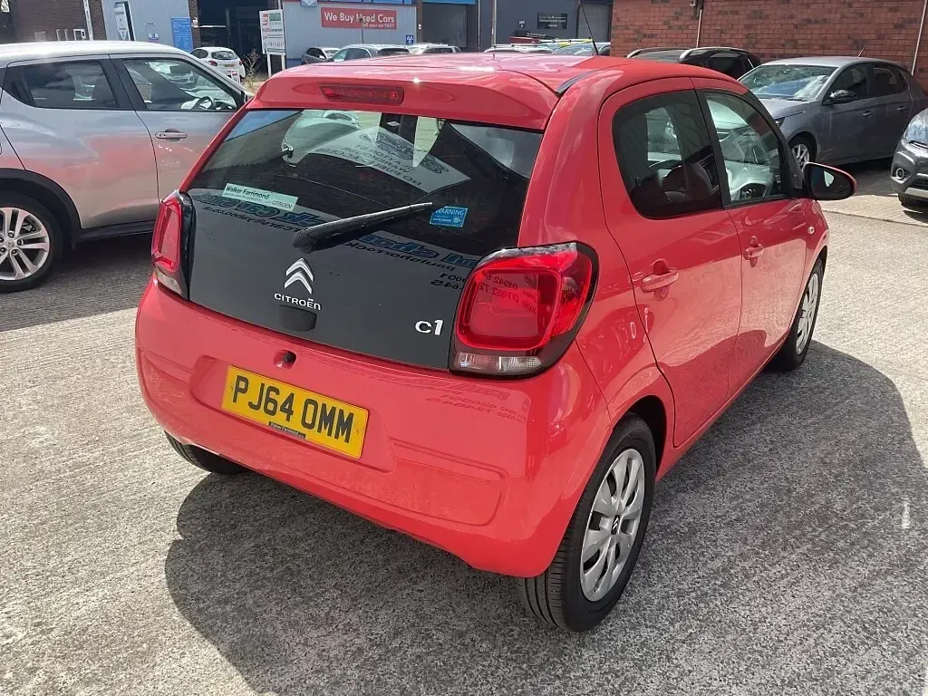 Used Citroën C1 Feel 68 HP (50 kW) 2014 Orange Hatchback