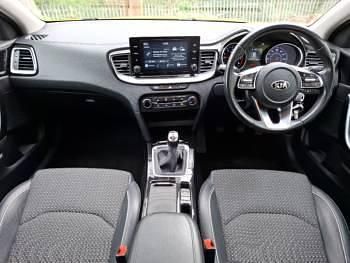 Used Kia XCeed 2020 Yellow SUV