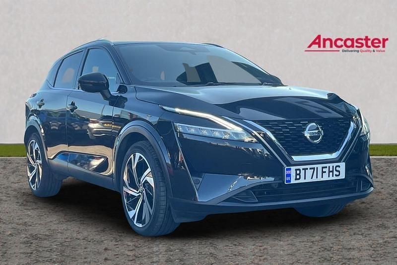 Pearl black Used 2021 Nissan Qashqai Tekna+ SUV | £22,775 (Expensive) - Image 1/4