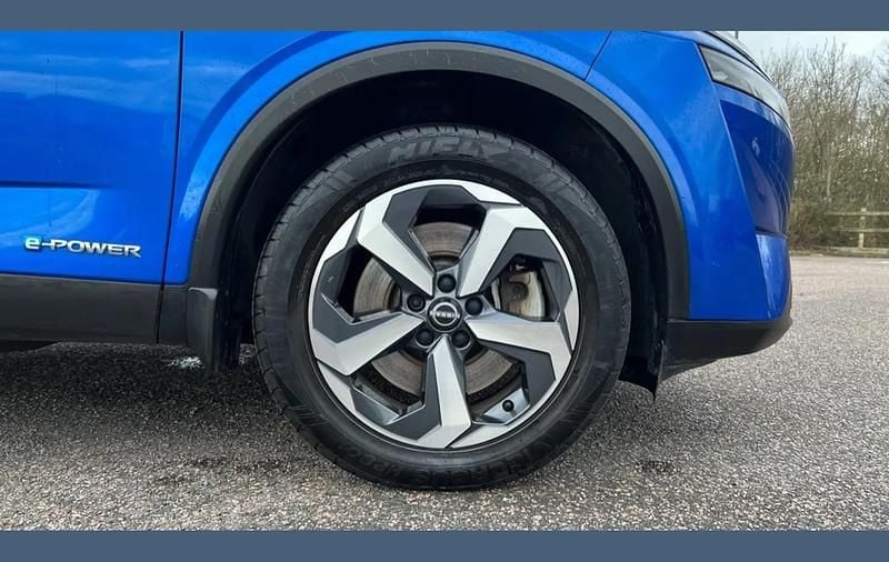 Used Nissan Qashqai N-Connecta 190 HP (139 kW) 2023 Blue SUV
