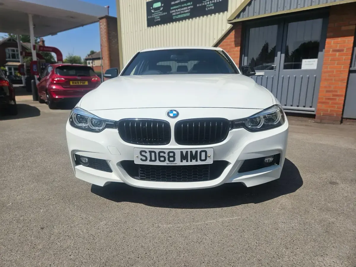 Used BMW 320 M Sport 2018 White Sedan