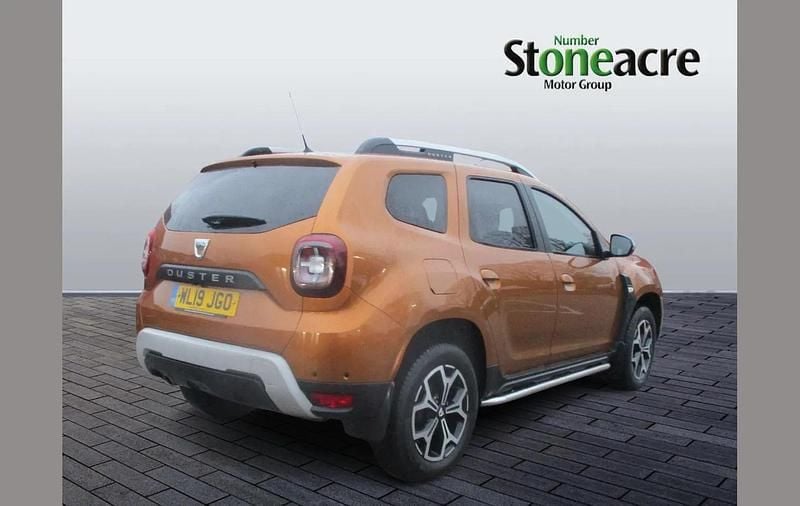 Used Dacia Duster Prestige 115 HP (84 kW) 2019 Orange SUV
