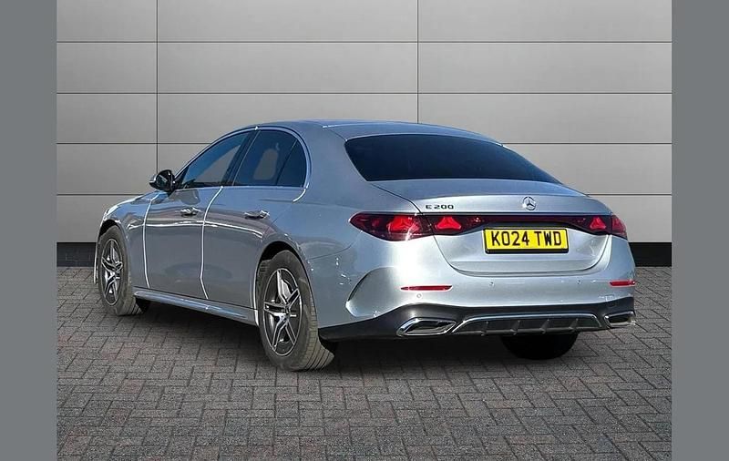 Used Mercedes E200 AMG line 200 HP (147 kW) 2024 Silver Sedan