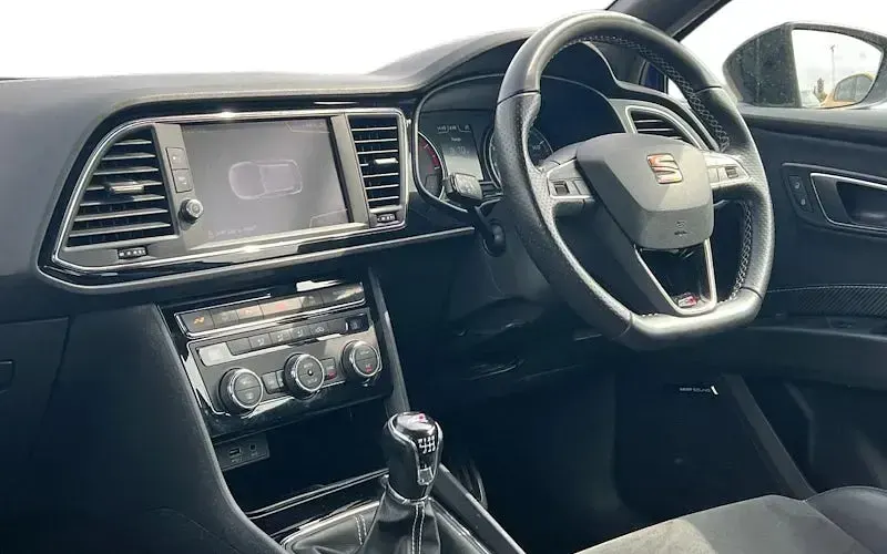 Used Seat Leon SC CUPRA 300 HP (220 kW) 2018 Hatchback
