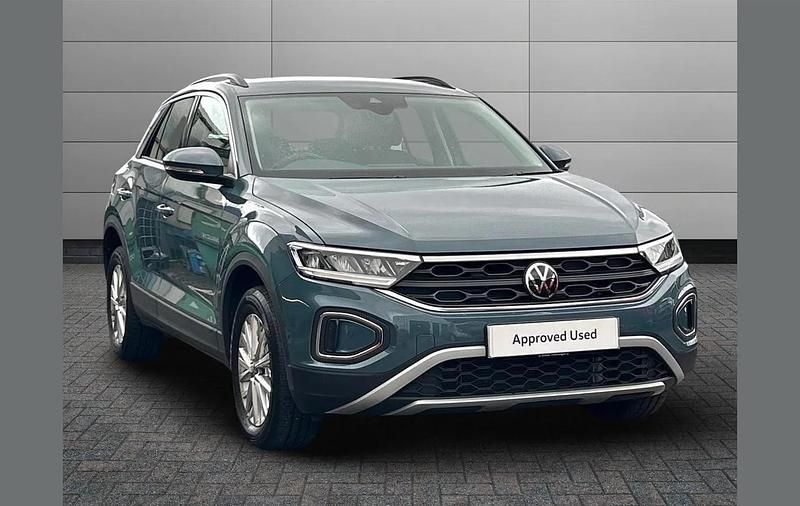 Blue Used 2024 VW T-Roc Life SUV | £23,998 (Fair price) - Image 1/4