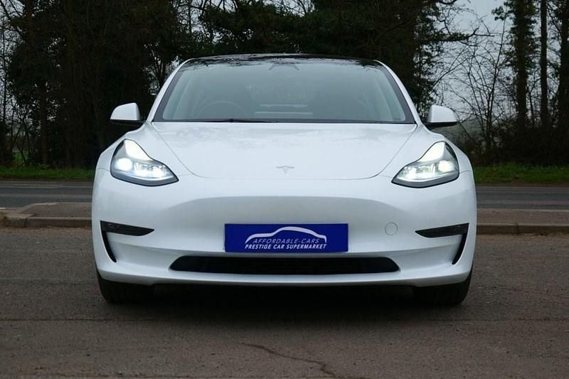 Used Tesla Model 3 RWD 207 kW (282 HP) 2023 White Sedan