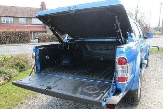 Used Isuzu Pick up 129 HP (94 kW) 2005 Pickup