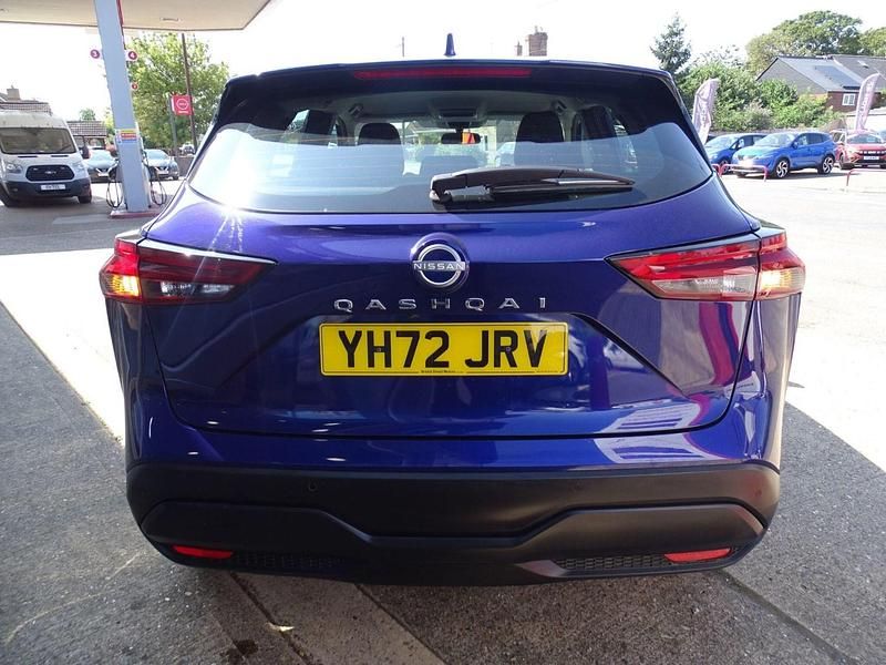 Used Nissan Qashqai Acenta Premium 158 HP (116 kW) 2022 Blue SUV