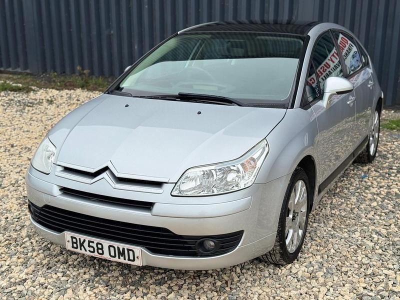 Used Citroën C4 92 HP (67 kW) 2008 Silver Hatchback