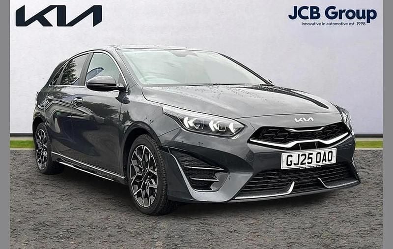 Grey Used 2025 Kia Ceed GT-Line Hatchback | £20,495 (Fair price) - Image 1/4