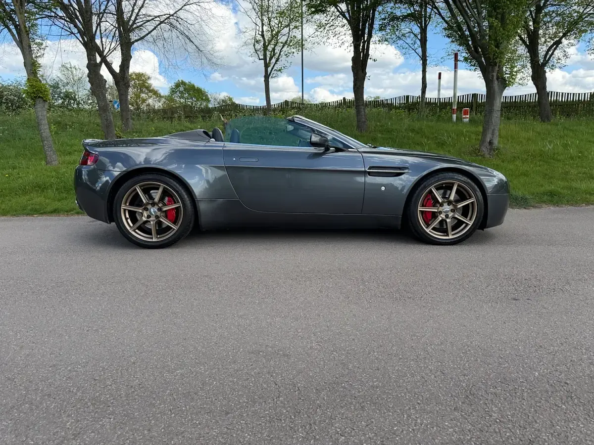 Used Aston Martin Vantage 2007 Silver Coupe