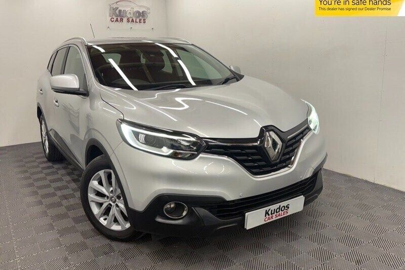 Silver Used 2018 Renault Kadjar Dynamique SUV | £8,999 (Fair price) - Image 1/1