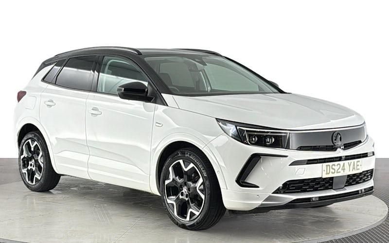 Used Vauxhall Grandland X Ultimate 131 HP (96 kW) 2024 White SUV