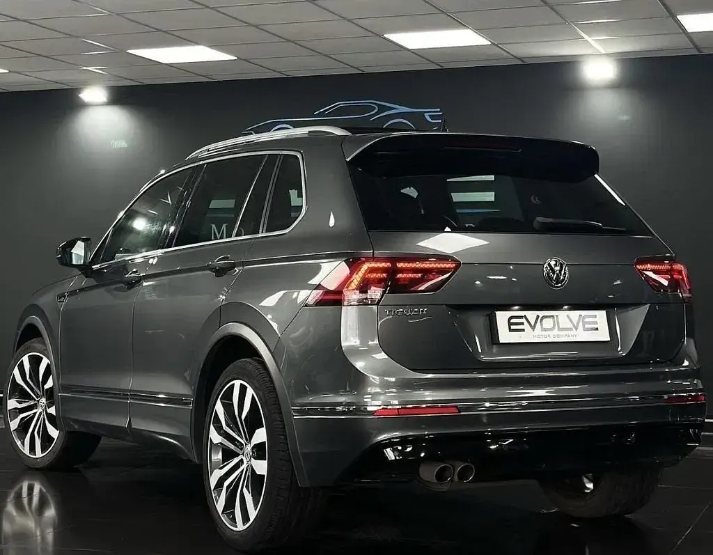 Used VW Tiguan R-line 150 HP (110 kW) 2019 Grey SUV