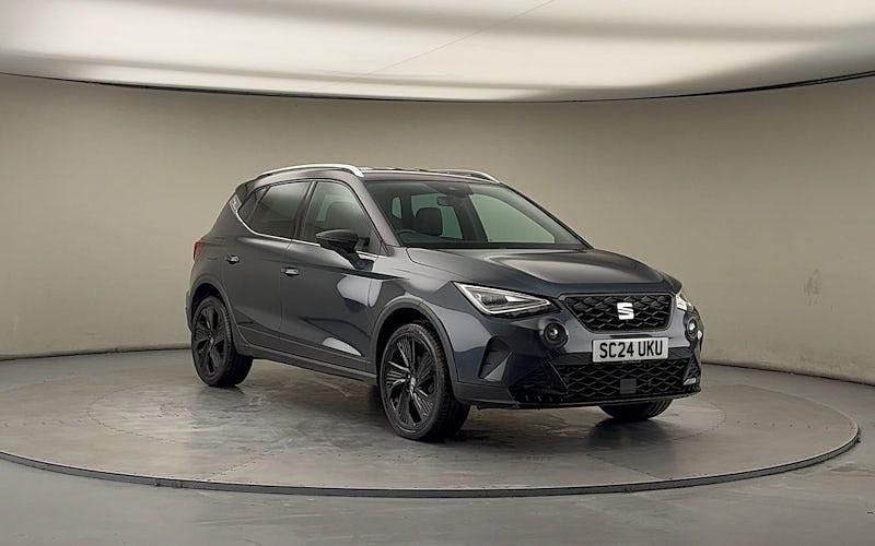 Used Seat Arona FR Sport 116 HP (85 kW) 2024 Magnetic tech/midnight black SUV