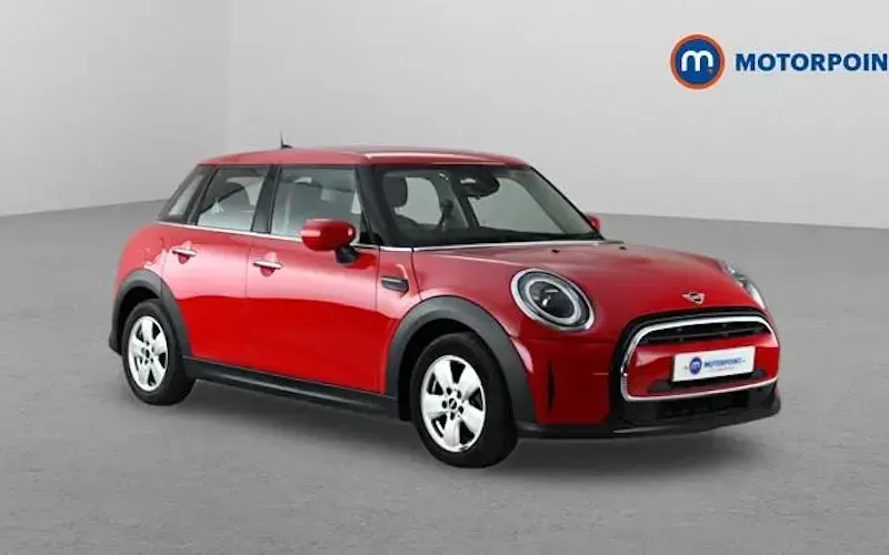 Used Mini Cooper Classic 136 HP (100 kW) 2022 Hatchback