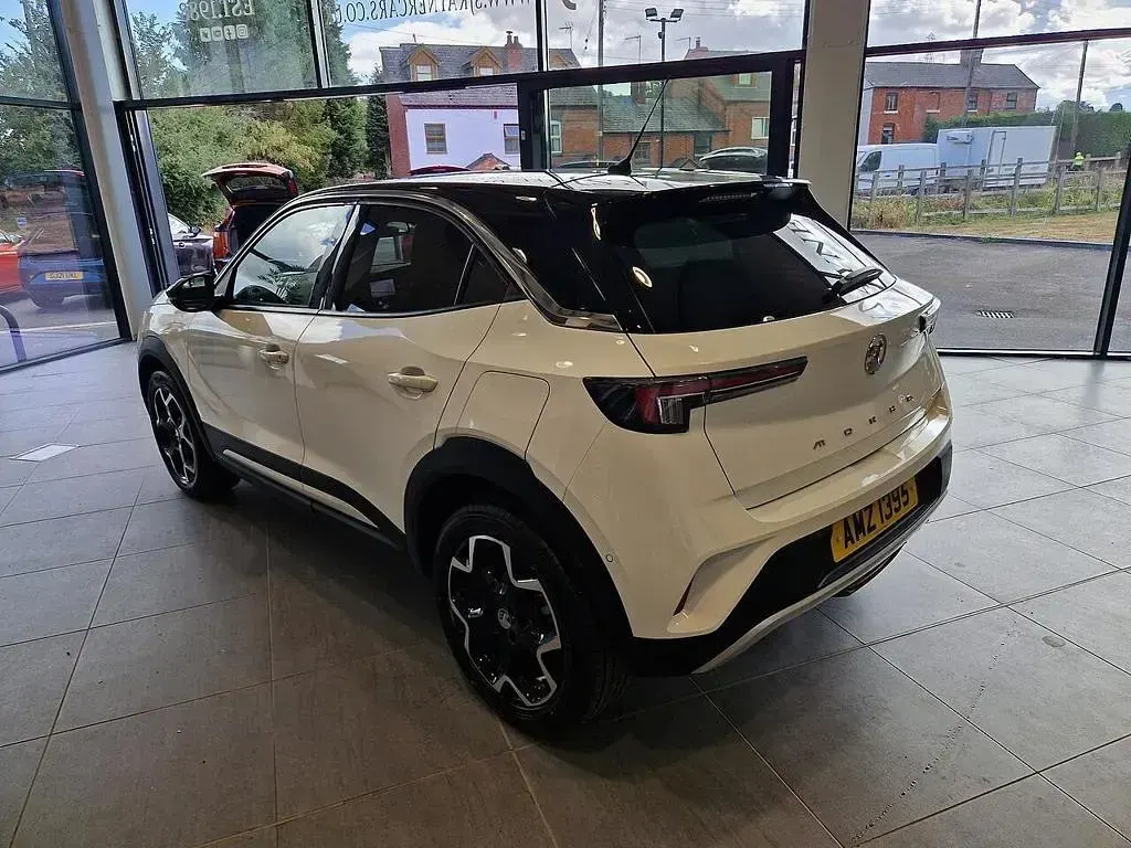 Used Vauxhall Mokka Ultimate 136 HP (100 kW) 2023 White SUV