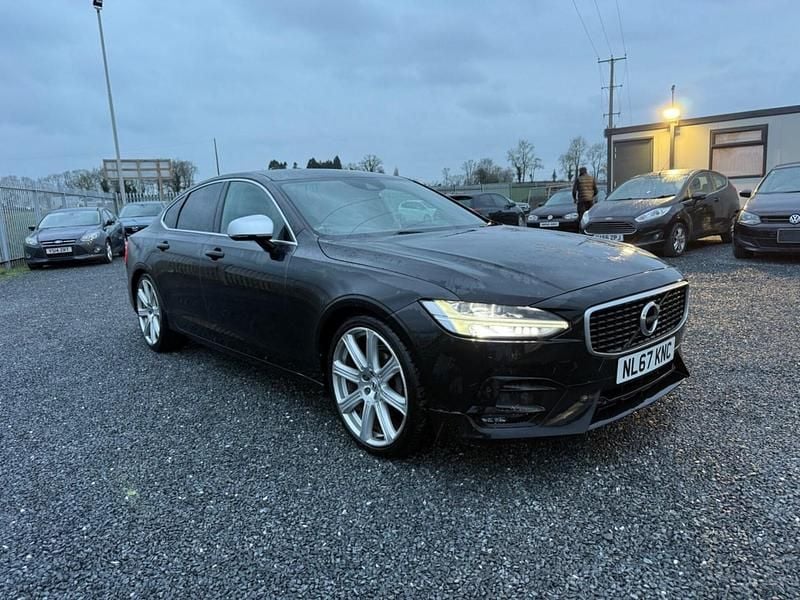 Used Volvo S90 R-Design 188 HP (138 kW) 2017 Black Sedan