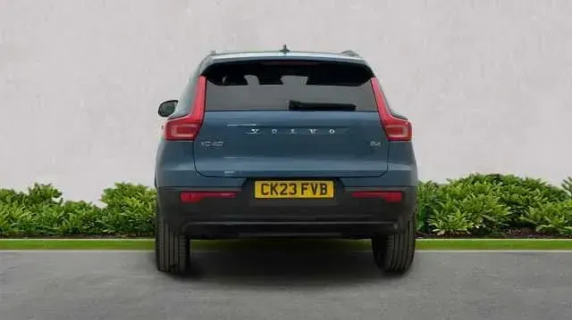 Used Volvo XC40 Ultimate 197 HP (144 kW) 2023 Blue SUV