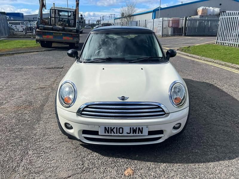 Usado Mini Cooper D Hatch 2010 Branco Citadino