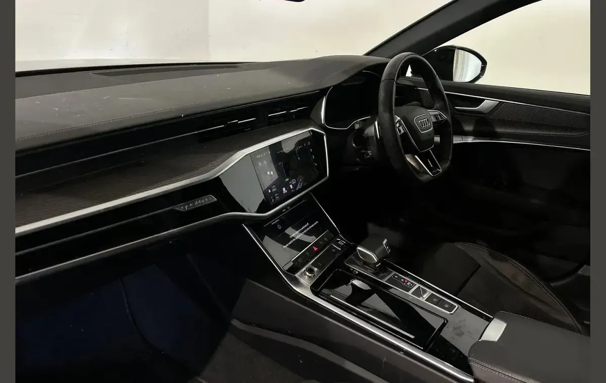 Used Audi A6 Black Edition 200 HP (147 kW) 2024 Grey Sedan