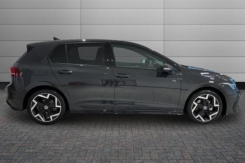 New VW Golf VIII R-line 150 HP (110 kW) 2025 Urano grey Hatchback