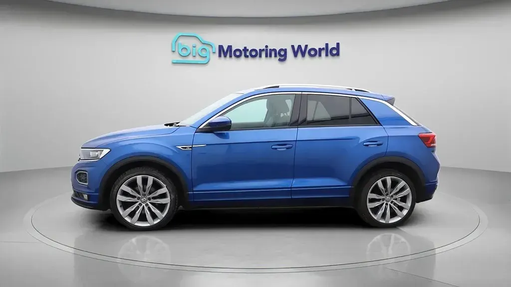 Używany VW T-Roc R-line 150 KM (110 kW) 2020 Niebieski SUV