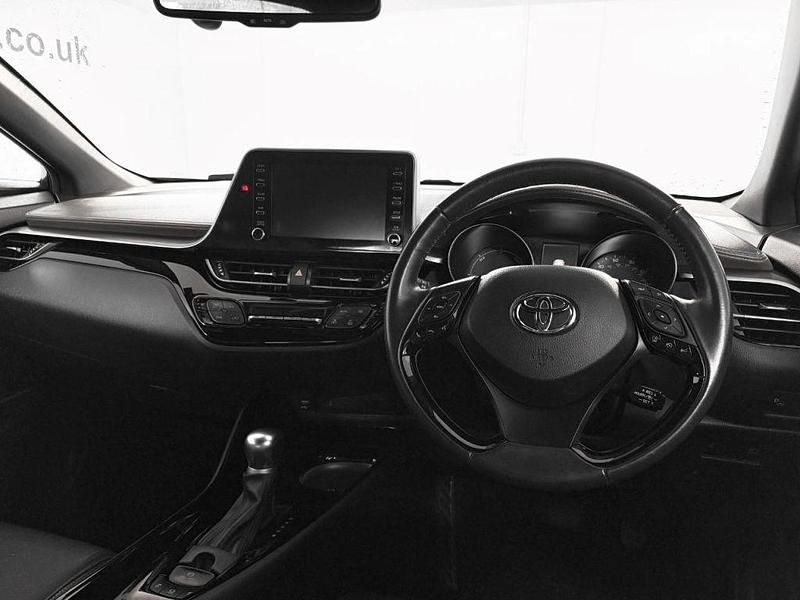 Used Toyota C-HR 122 HP (89 kW) 2020 Grey SUV