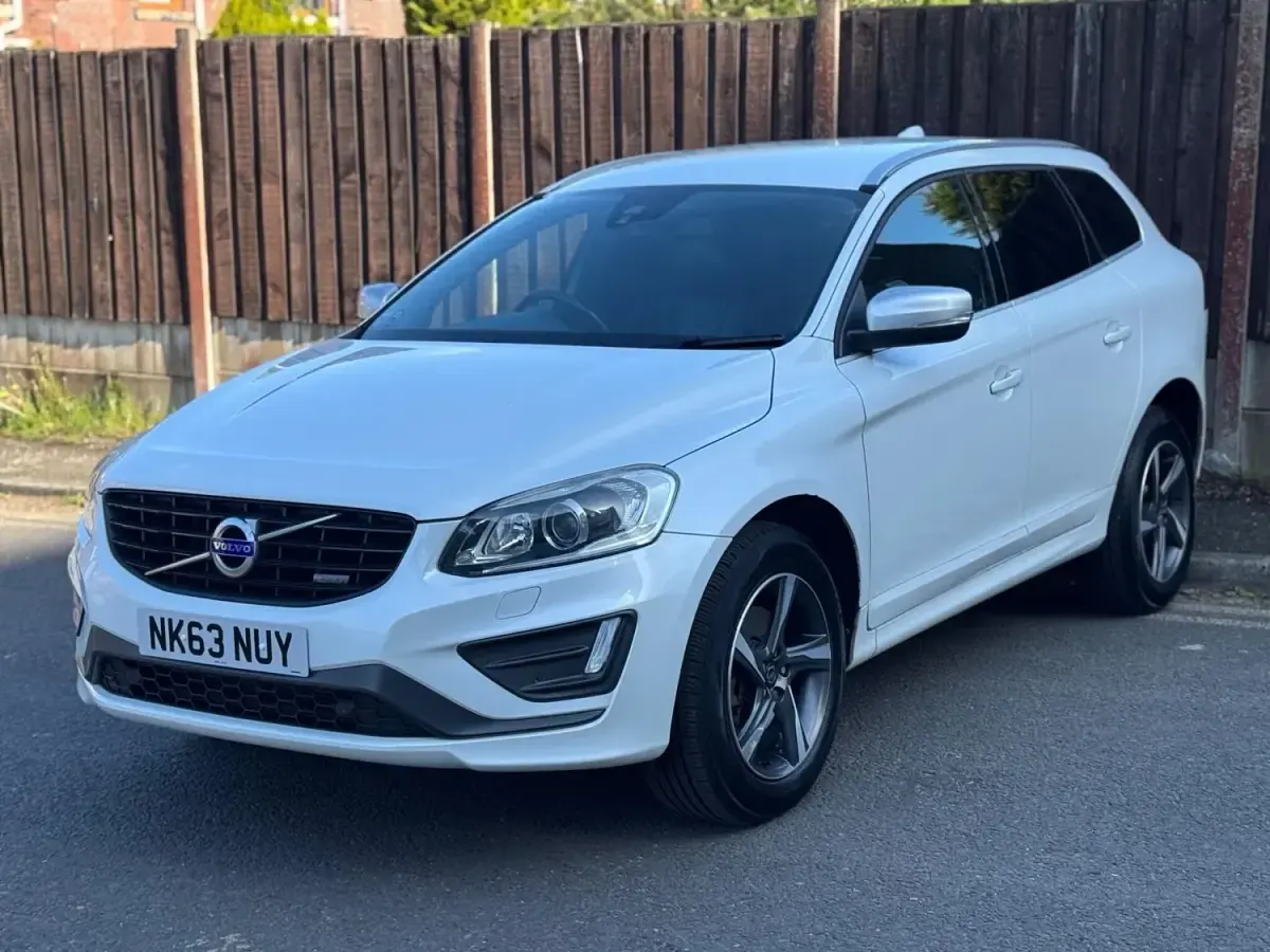 Second-hand Volvo XC60 R-Design 2013 Alb SUV