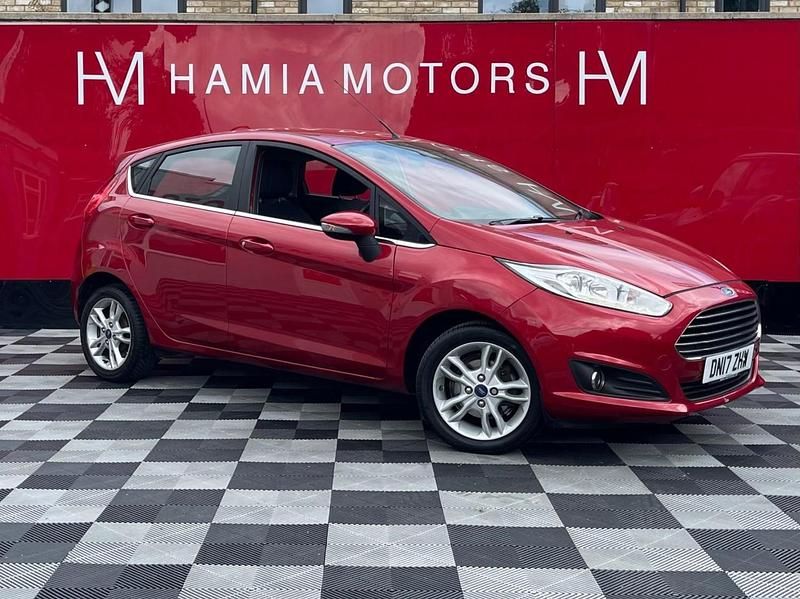 Red Used 2017 Ford Fiesta Zetec Hatchback | £4,750 (Good price) - Image 1/4