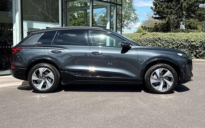 Begagnad Audi e-tron S-Line 284 kW (387 HK) 2025 SUV