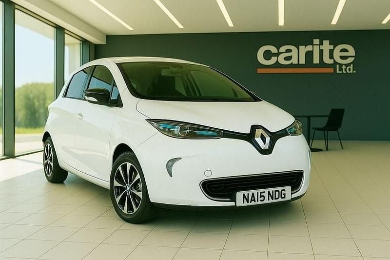White Used 2015 Renault Zoe Dynamique Hatchback | £6,995 (Expensive) - Image 1/2