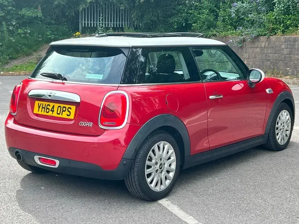 Used Mini Cooper Hatch 2014 Red Hatchback