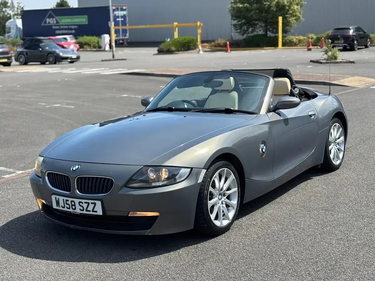Used BMW Z4 Exclusive 150 HP (110 kW) 2008 Grey Cabriolet