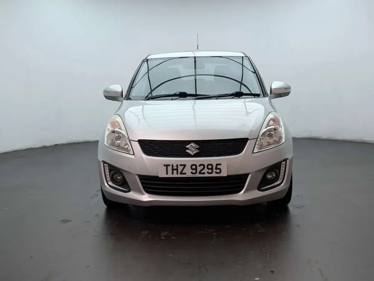 Used Suzuki Swift SZ4 94 HP (69 kW) 2016 Silver Hatchback