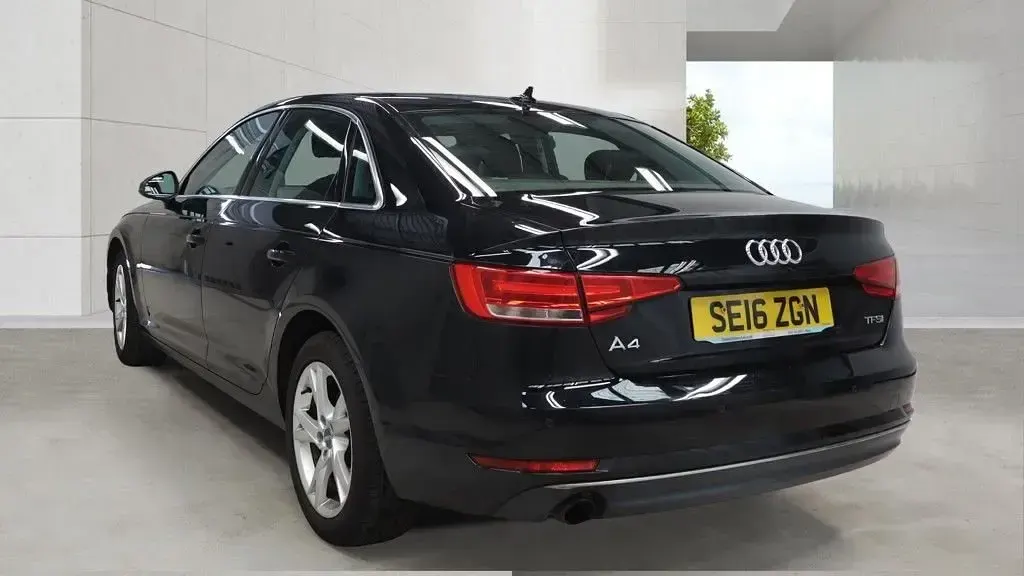 Used Audi A4 Sport 150 HP (110 kW) 2016 Black Sedan