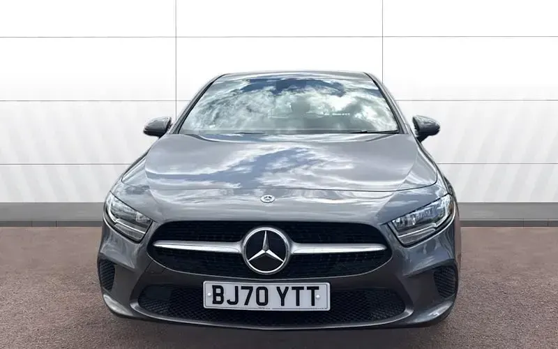 Used Mercedes A180 SE 136 HP (100 kW) 2020 Grey Hatchback