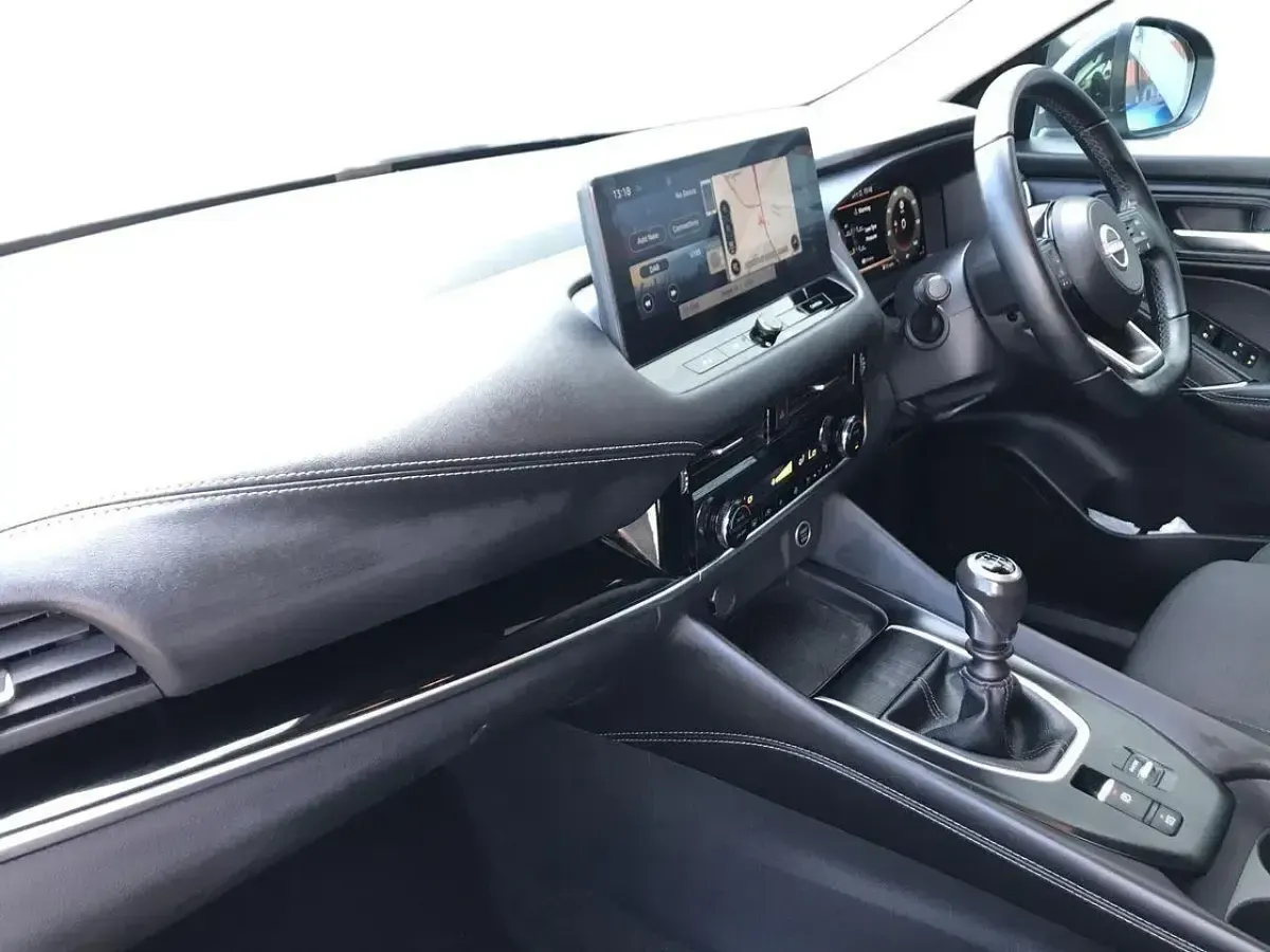 Used Nissan Qashqai N-Connecta 138 HP (101 kW) 2023 Black SUV