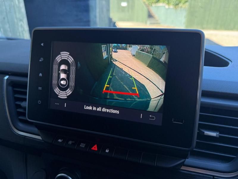 Used Nissan Primastar Tekna+ 150 HP (110 kW) 2023 Grey MPV