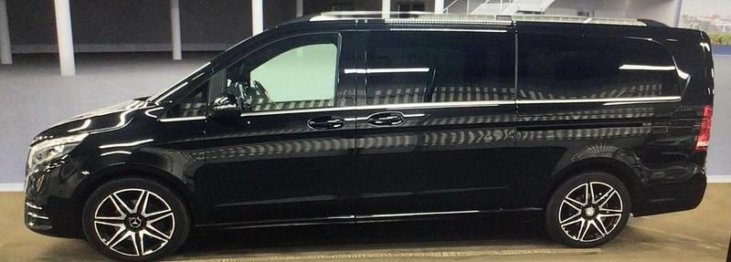 Used Mercedes V220 AMG line 2017 Black MPV