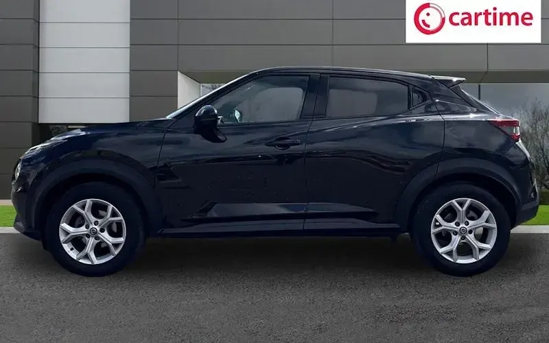 Used Nissan Juke N-Connecta 117 HP (86 kW) 2020 Black SUV