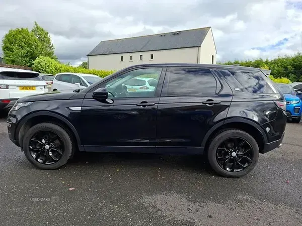 Used Land Rover Discovery Sport HSE 180 HP (132 kW) 2018 Black SUV