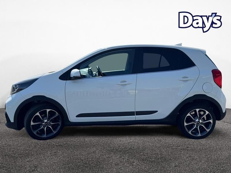 Used Kia Picanto X-Line 66 HP (48 kW) 2022 White Hatchback