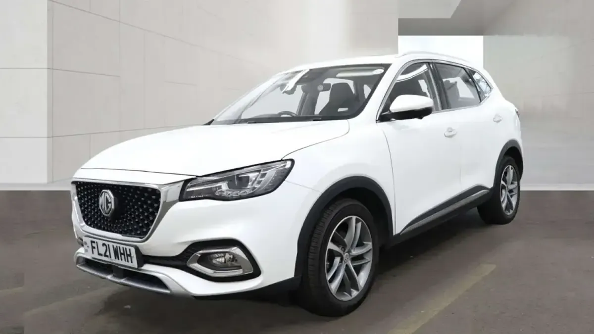 Używany MG HS Exclusive 258 KM (189 kW) 2021 Biały SUV