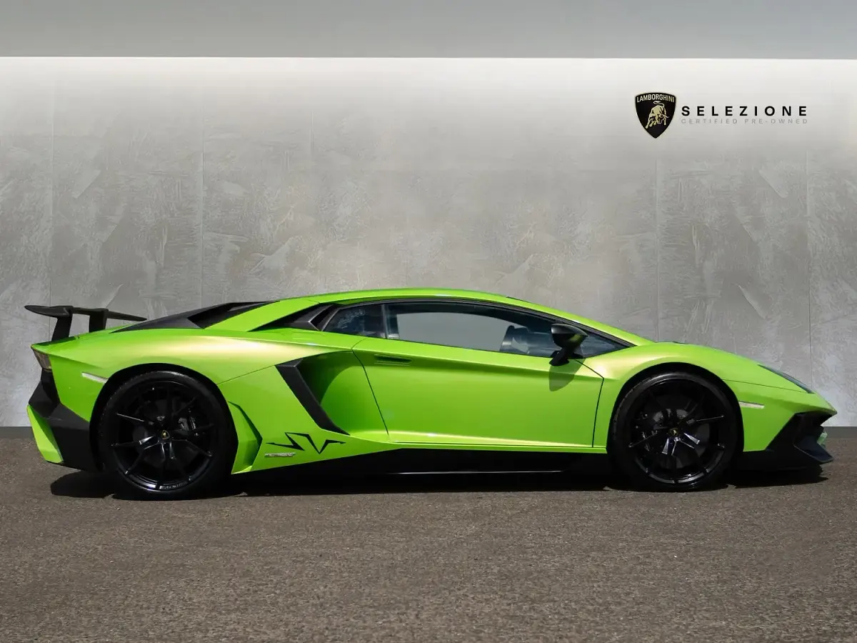 Used Lamborghini Aventador 2017 Green Coupe