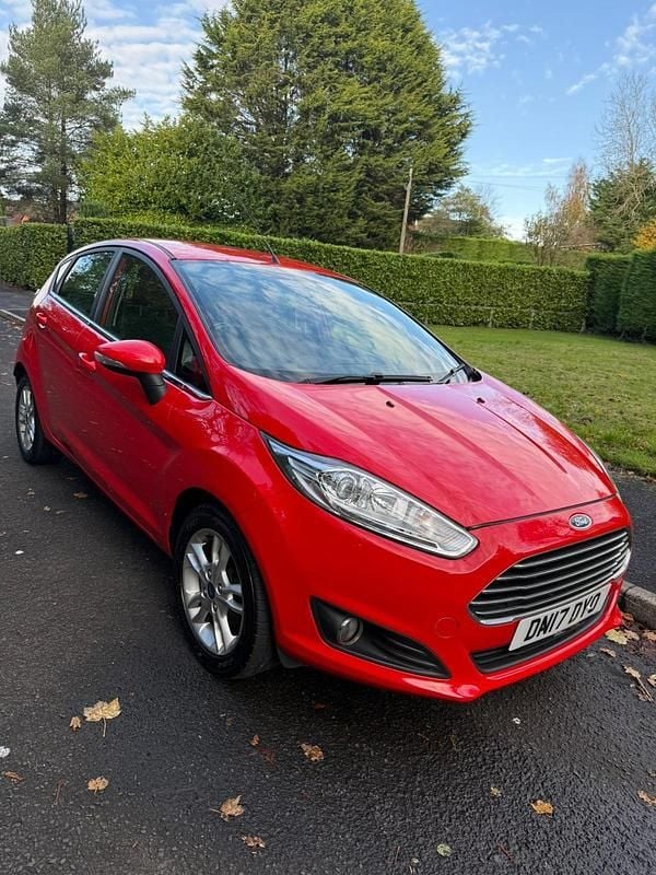 Red Used 2017 Ford Fiesta Zetec Hatchback | £3,295 (Super price) - Image 1/4