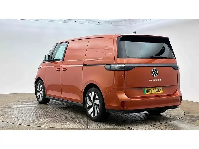 Used VW ID. Buzz 150 kW (204 HP) 2024 Orange MPV