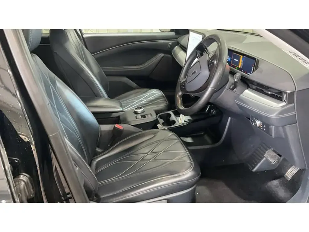 Used Ford Mustang Mach-E Standard Range 2022 Absolute black (standard paint) SUV